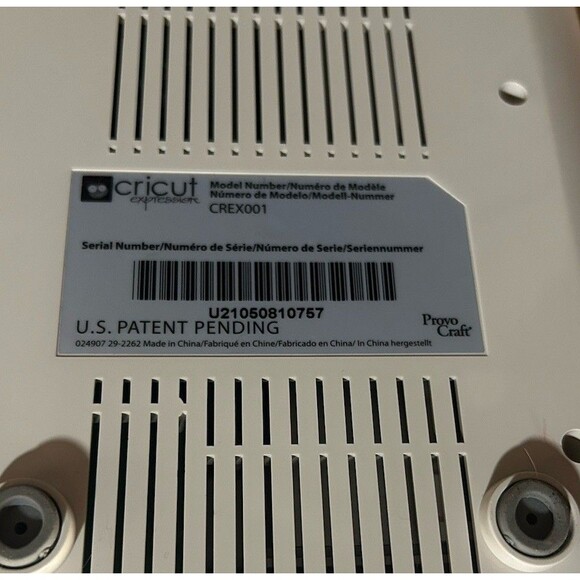 Cricut Expression 12" x 24" Capacity Personal Electronic Cutter Machine CREX001 - Picture 9 of 9